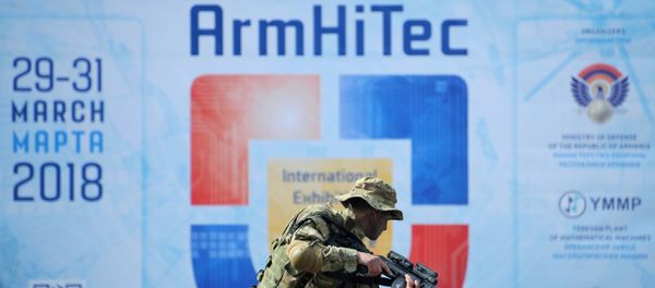 Международная выставка вооружения и оборонных технологий ArmHiTec-2018 в Ереване - Sputnik Азербайджан