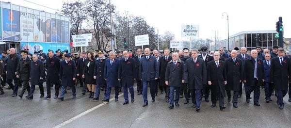 Тысячи наших соотечественников совершили шествие в Губинский мемориальный комплекс геноцида - Sputnik Азербайджан