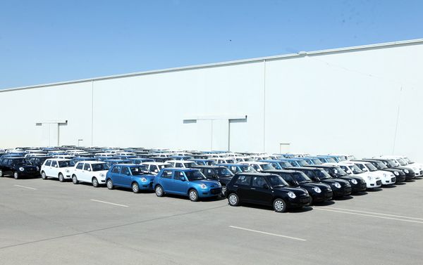 Минтруда подарило свыше сотни новых авто инвалидам Карабахской войны и событий 20 января - Sputnik Азербайджан