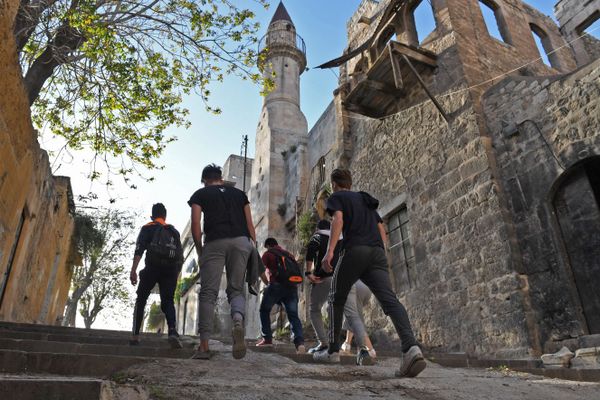 Syrian Teenagers Practice Parkour in Aleppo - Sputnik Азербайджан