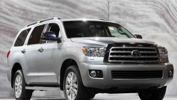 Toyota Sequoia - Sputnik Азербайджан