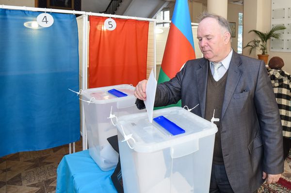 Выборы президента Азербайджана 11 апреля 2018 года - Sputnik Азербайджан