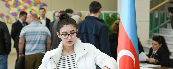 Выборы президента Азербайджана 11 апреля 2018 года - Sputnik Азербайджан