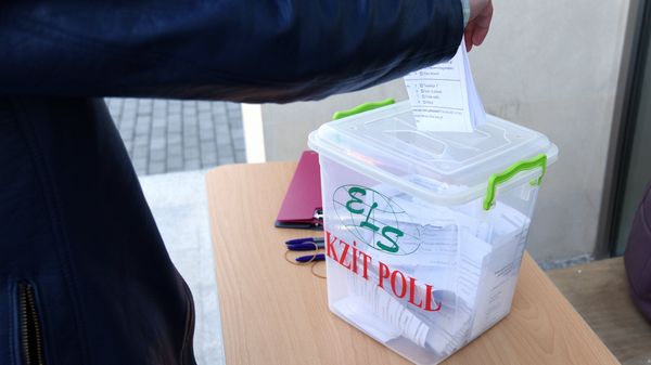 Exit-Poll - Sputnik Азербайджан