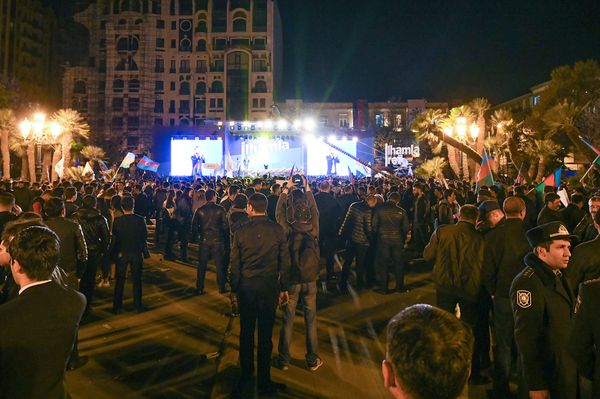 Концерт в честь победы Ильхама Алиева на президентских выборах Концерт в честь победы Ильхама Алиева на президентских выборах - Sputnik Азербайджан