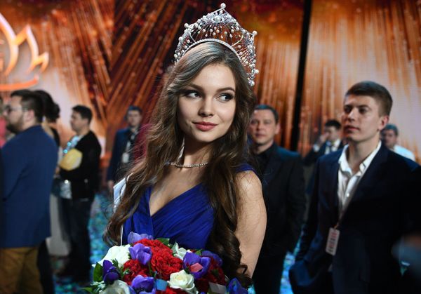 Мисс Россия 2018 Юлия Полячихина - Sputnik Азербайджан