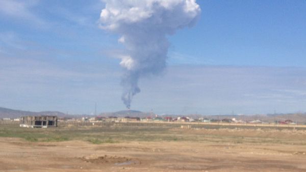 Извержение грязевого вулкана Торагай в Гарадагском районе Баку, 22 апреля 2018 года - Sputnik Азербайджан