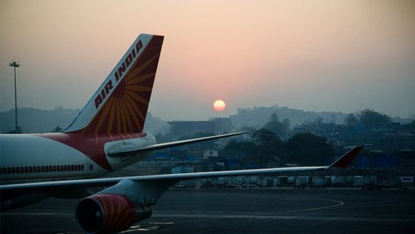 Самолет авиакомпании Air India - Sputnik Азербайджан