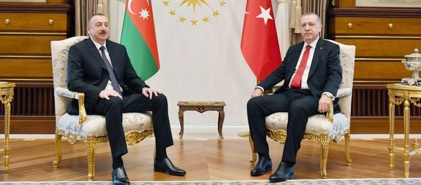 Встреча президента Турции Реджепа Тайипа Эрдогана и президента Азербайджана Ильхама Алиева - Sputnik Азербайджан
