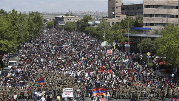 Акция протеста в Ереване, 23 апреля 2018 года - Sputnik Азербайджан