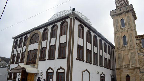 Quba şəhərində yerləşən Ağ məscid - Sputnik Азербайджан