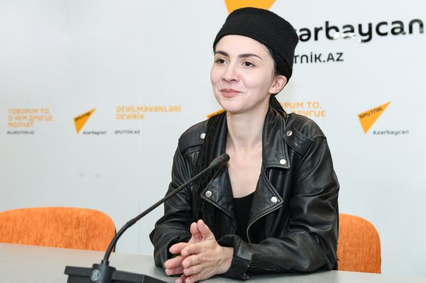Звезды Азербайджана поздравили Sputnik Азербайджан - Sputnik Азербайджан