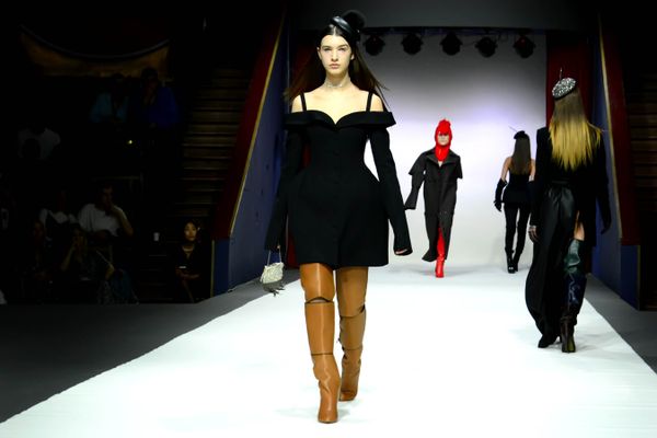 Неделя моды Mercedes-Benz Fashion Week - дизайнер Александр Арутюнов представляет свою коллекцию - Sputnik Азербайджан