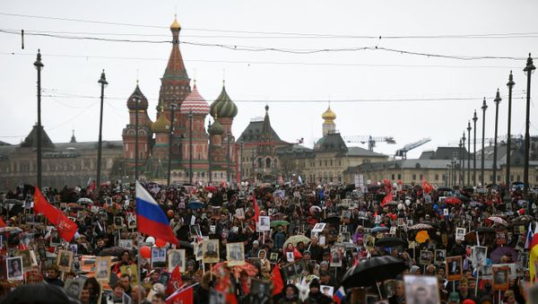 Акция Бессмертный полк в Москве, фото из архива - Sputnik Азербайджан
