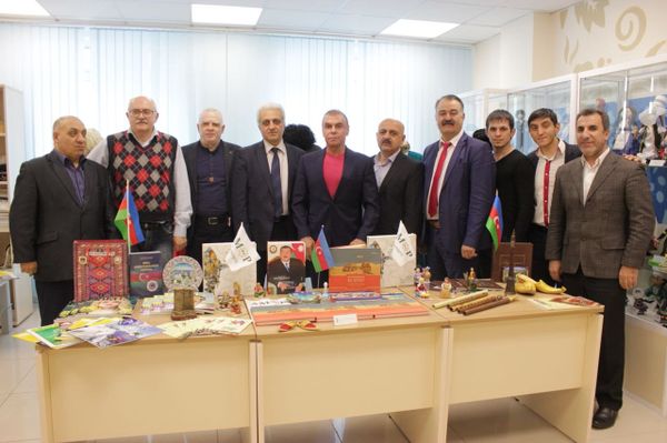 Мероприятие, посвященное столетнему юбилею Азербайджанской Демократической Республики в Красноярске - Sputnik Азербайджан