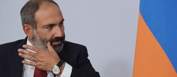 Премьер-министр Армении Никол Пашинян - Sputnik Азербайджан