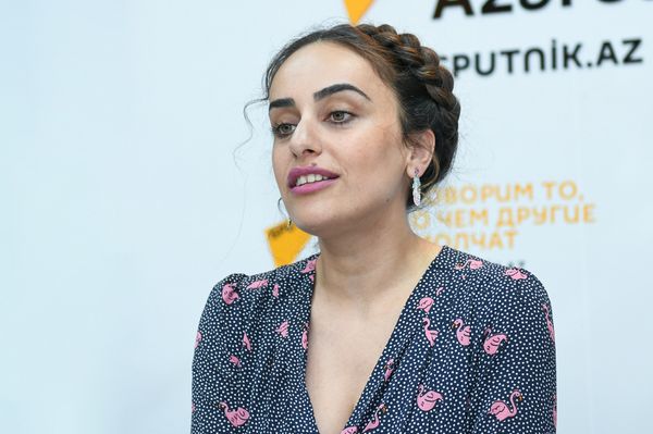 Поэтесса Захра Бадалбейли - Sputnik Азербайджан