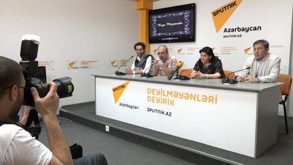 Заслуженный артист рассказал, как поддерживает талантливых детей - Sputnik Азербайджан