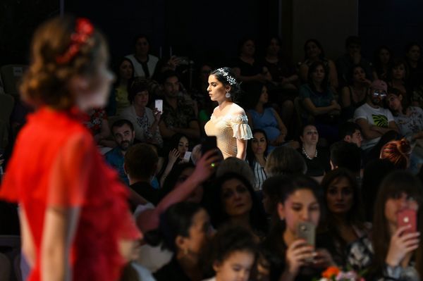 Завершающий день седьмого сезона Azerbaijan Fashion Week - Sputnik Азербайджан