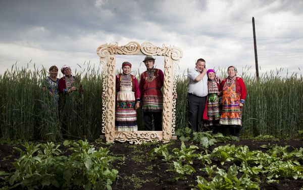 Снимок Уральские марийцы фотографа Федора Телкова, вошедший в шорт-лист лауреатов конкурса им. Андрея Стенина - Sputnik Азербайджан