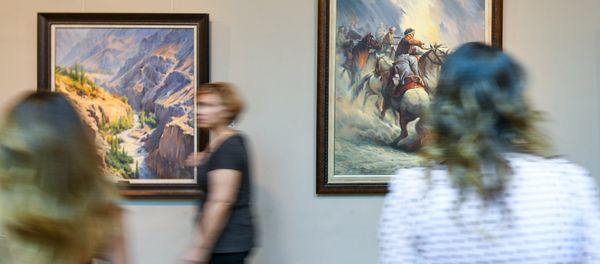 Персональная выставка иранского художника Вадуда Муаззина в галерее искусств Музейного центра Баку - Sputnik Азербайджан