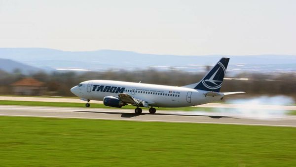 Самолет румынской авиакомпании TAROM, фото из архива - Sputnik Азербайджан