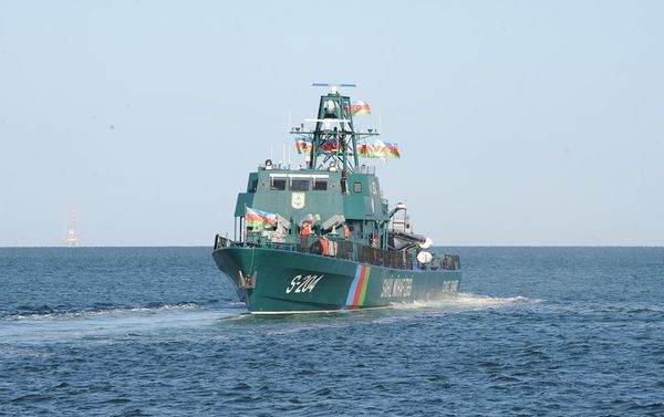 Шествие судов ГПС Азербайджана, приуроченное к 100-летию АДР - Sputnik Азербайджан