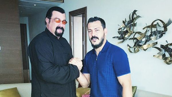 Стивен Сигал и Забит Самедов, фото из архива - Sputnik Азербайджан