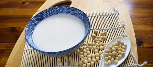 Соя и молоко — продукты, богатые белками - Sputnik Азербайджан
