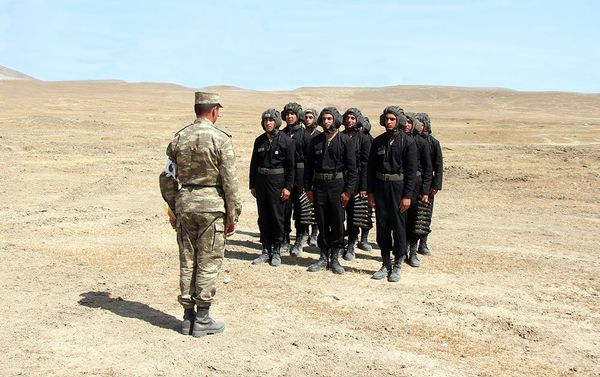 Государственные экзамены в Азербайджанском высшем военном училище имени Гейдара Алиева - Sputnik Азербайджан