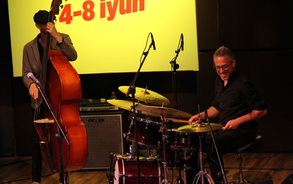B Международном центре мугама состоялось открытие международного проекта Baku Summer Jazz Days - Sputnik Азербайджан