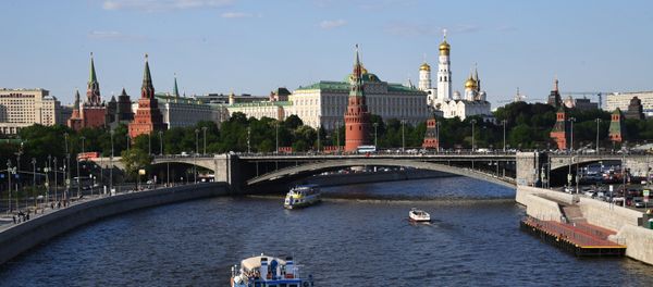 Туристические теплоходы на Москве-реке - Sputnik Азербайджан