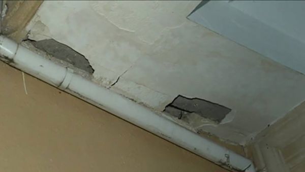 В результате землетрясения в Загатале в ряде домов образовались трещины - Sputnik Азербайджан