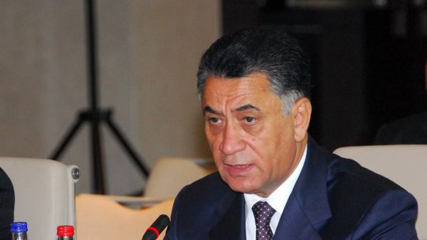 Daxili işlər naziri Ramil Usubov - Sputnik Азербайджан