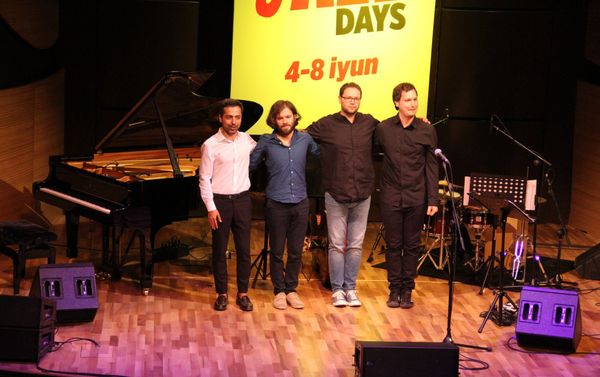 В Международном центре мугама в рамках нового джазового проекта Baku Summer Jazz Days прошел концерт - Sputnik Азербайджан