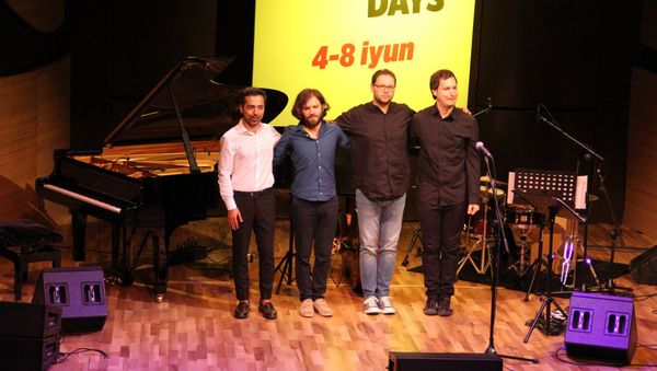 В Международном центре мугама в рамках нового джазового проекта Baku Summer Jazz Days прошел концерт - Sputnik Азербайджан