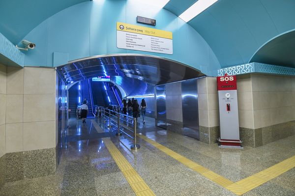 Станция Сахиль Бакинского метрополитена после капитального ремонта и реконструкции - Sputnik Азербайджан