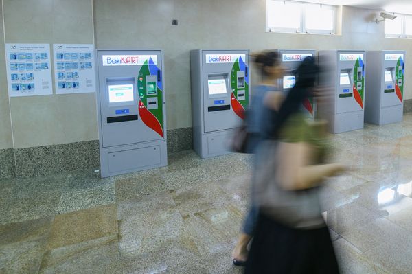 Станция Сахиль Бакинского метрополитена после капитального ремонта и реконструкции - Sputnik Азербайджан