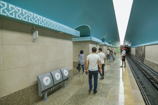 Станция Сахиль Бакинского метрополитена после капитального ремонта и реконструкции - Sputnik Азербайджан