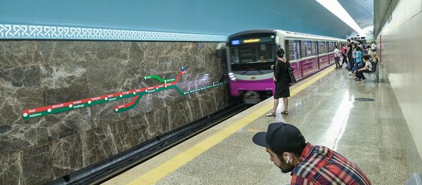 Станция Сахиль Бакинского метрополитена после капитального ремонта и реконструкции - Sputnik Азербайджан
