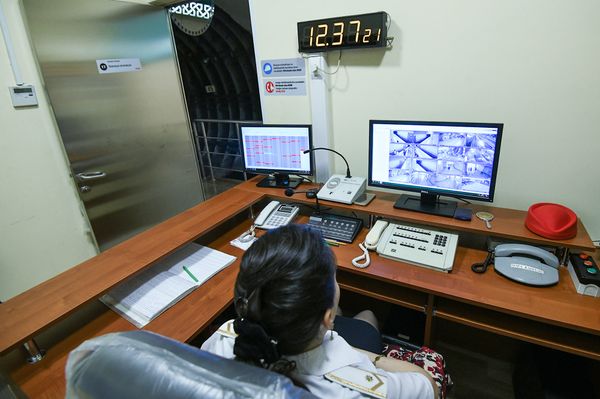 Станция Сахиль Бакинского метрополитена после капитального ремонта и реконструкции - Sputnik Азербайджан