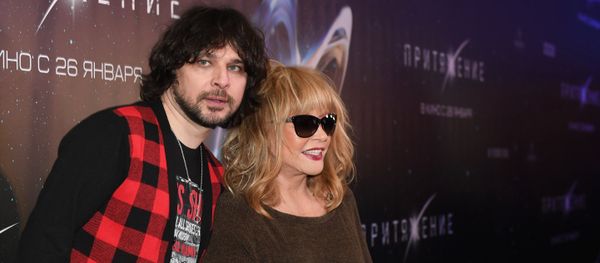 Певица Алла Пугачева и певец Алишер (Alisher) - Sputnik Азербайджан