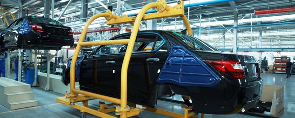 Производство легковых автомобилей Khazar  - Sputnik Азербайджан