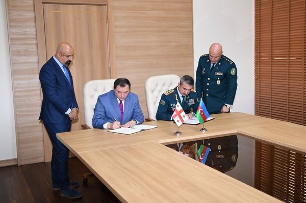 Пограничные службы Азербайджана и Грузии подписали межправительственное соглашение о деятельности пограничных представительств - Sputnik Азербайджан
