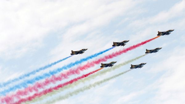 Торжественный военный парад по случаю 99-й годовщины создания Вооруженных сил Азербайджанской Республики в Баку, фото из архива - Sputnik Азербайджан