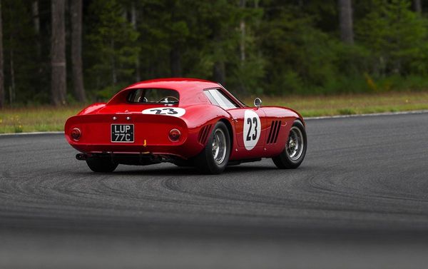 Автомобиль Ferrari 250 GTO 1962 года - Sputnik Азербайджан