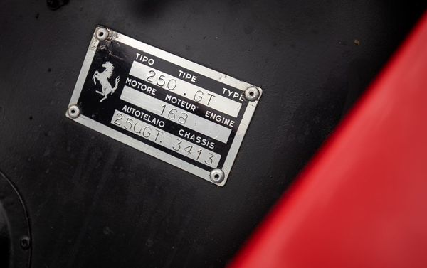 Автомобиль Ferrari 250 GTO 1962 года - Sputnik Азербайджан