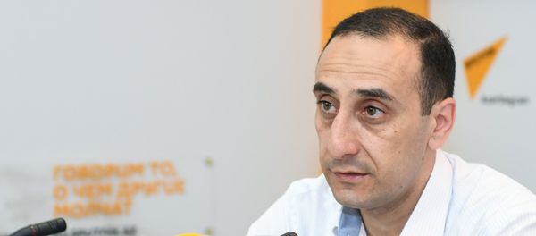 Директор Центра истории Кавказа Ризван Гусейнов - Sputnik Азербайджан