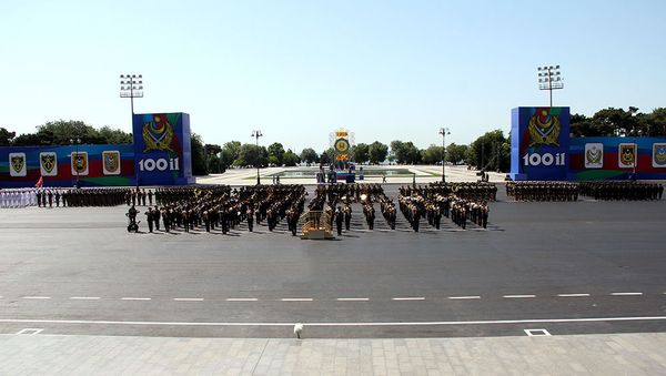 Состоится военный парад, посвященный 100-летнему юбилею Вооруженных Сил Азербайджана - Sputnik Азербайджан
