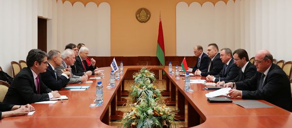 Встреча министра иностранных дел Беларуси Макея с сопредседателями Минской группы ОБСЕ - Sputnik Азербайджан
